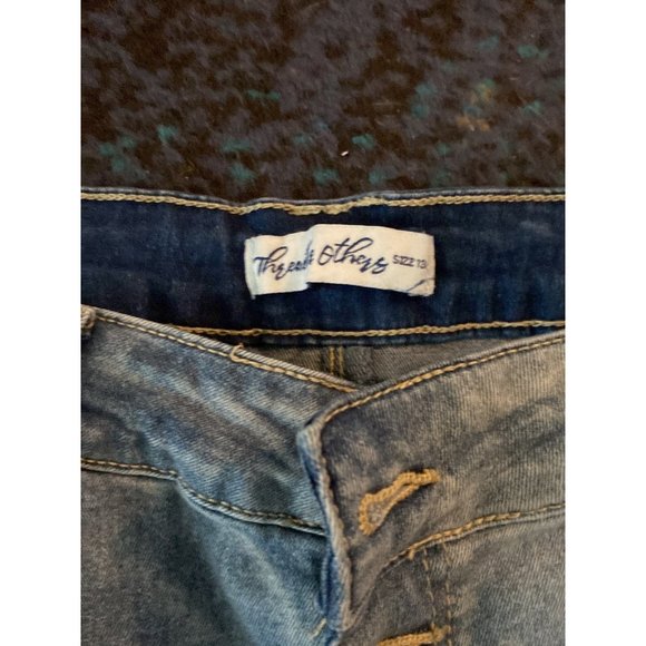 Jeans - Picture 2 of 3